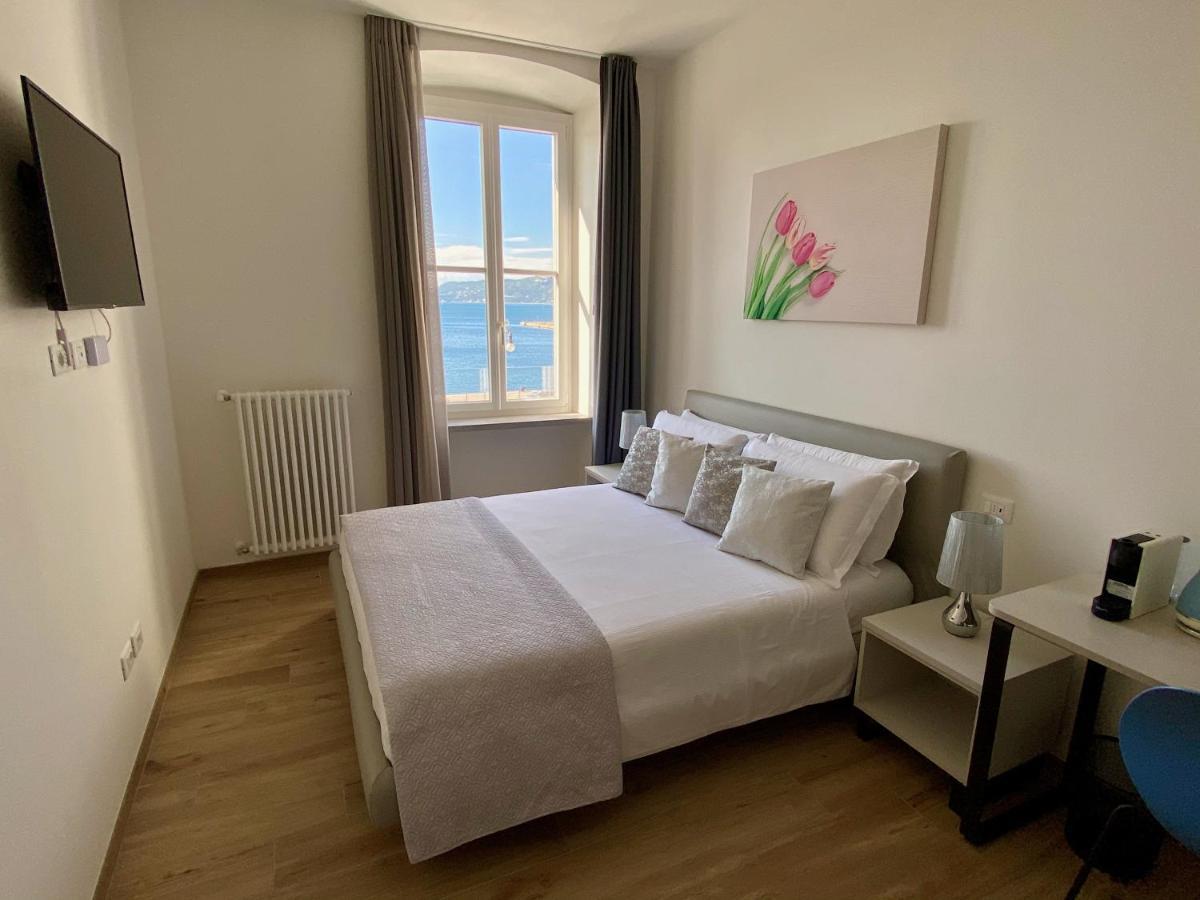 Five Flowers Guest House Trieste Exterior photo
